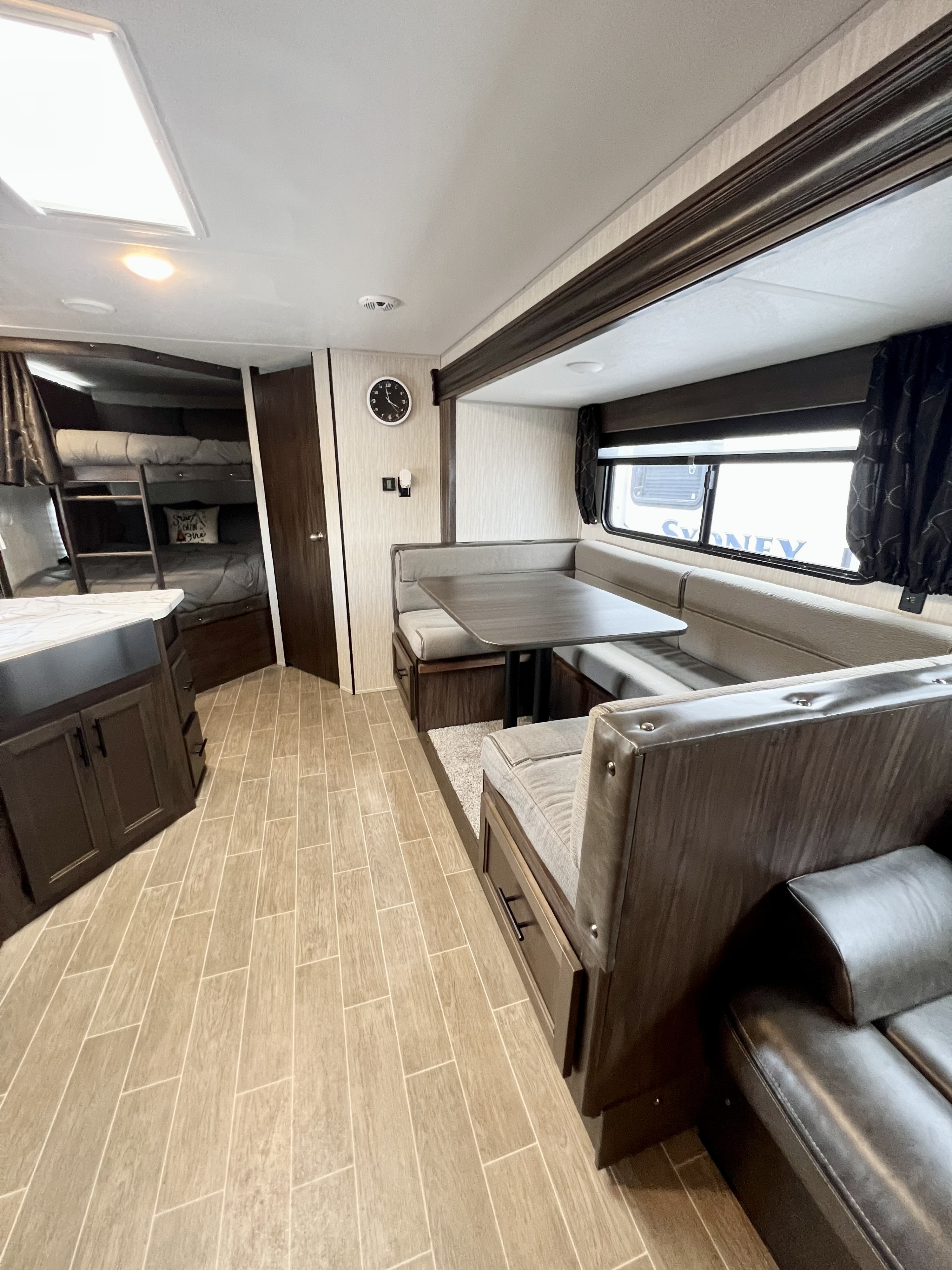 Travel trailer RV Rental 